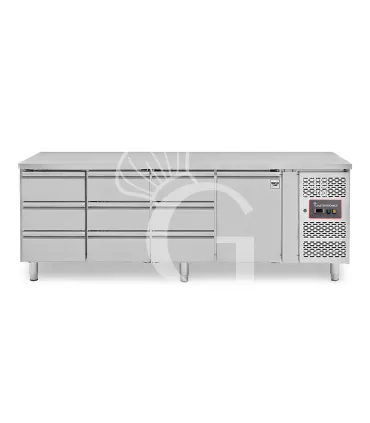 Acquista Ora Tavolo Refrigerato 9 cassetti e 1 porta -18°C/-22°C - Prof. 700 mm