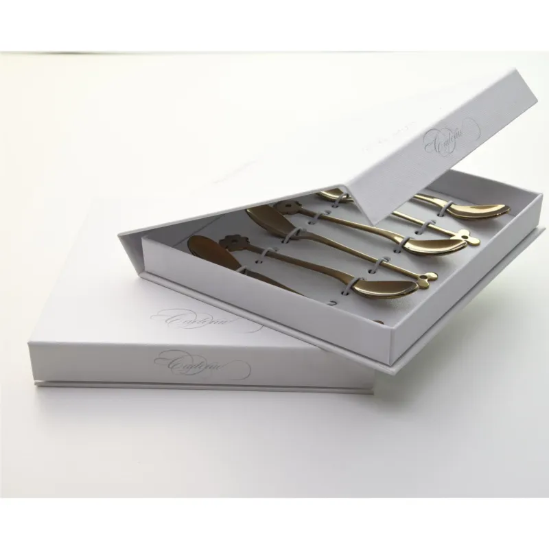 Offerta Del Giorno Cucchiaini Cappuccino e macedonia CADEAU ROSE‘ in acciaio 18.10 AISI430 126 mm set 6 Confezione a Libro pezzi ORO lucido Eme Posaterie