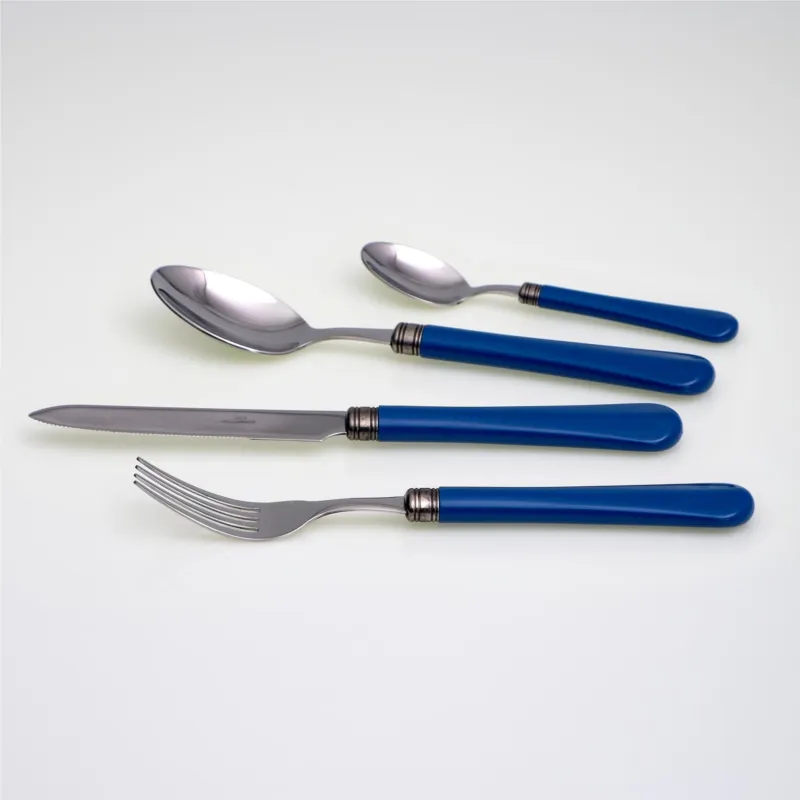 Promo Stagionale Servizio Posate colorate 4 Pezzi GIULIETTA in acciaio inox 18/10 manico in metacrilato spessore 1,5 mm colorato blu Rivadossi