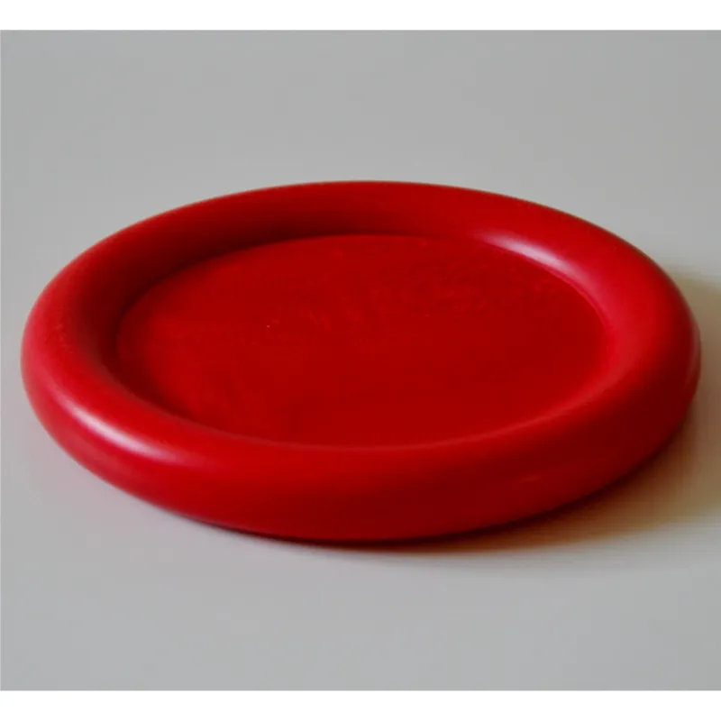 Sottobottiglia in legno di tiglio tornito a mano diametro 13xh1,5 cm Può essere usato anche come piattino per il pane colore rosso Manzoni Pietro Occasione