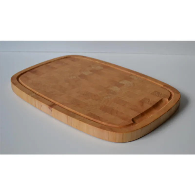 Offerta Tagliere ovale in legno di ontano 46x30xh2,5 cm lavorazione a tasselli masselli di legno Manzoni Pietro