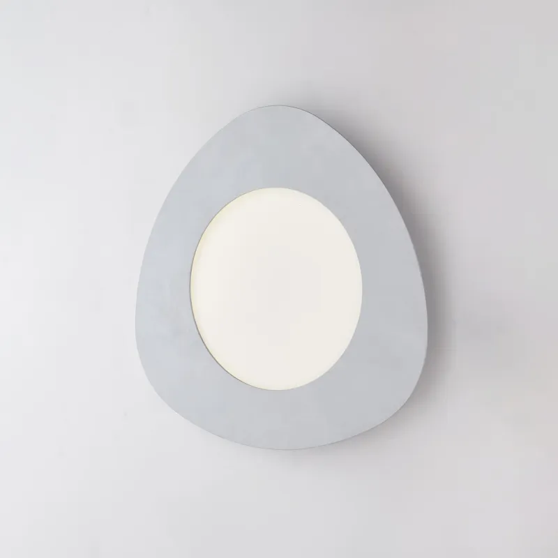Bestseller Plafoniera Triangolare Clara Ø40xH5 cm, Argento, Metallo Laccato con Decorazione Argento Antico, LED 24W 2150 Lumen 4000K Be Light
