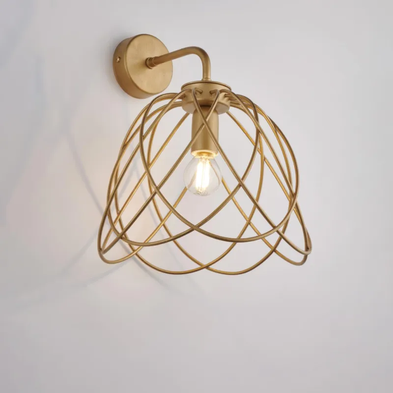 Sconto Applique Pagoda in Ferro Laccato Oro con Decorazione Oro Antico, 25x26xH31 cm, 1 Luce E14 - 42 Watt Max, Colore Oro Be Light