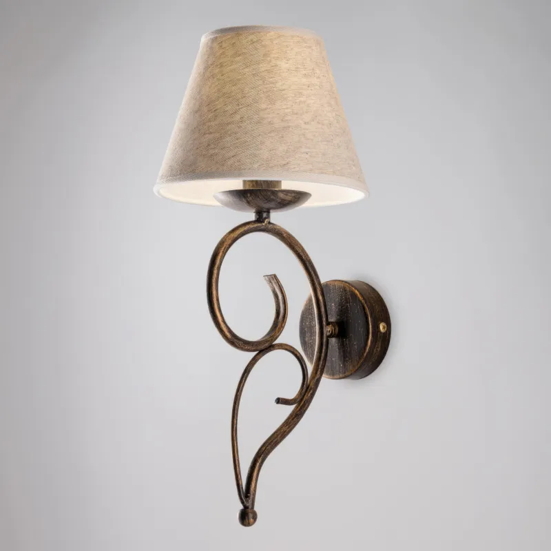 Applique Vienna in ferro laccato marrone con decorazione oro chiaro e paralume in pvc effetto tessuto 1 luce, altezza 38 Cm, larghezza 19 Cm Be Light Vendita Finale