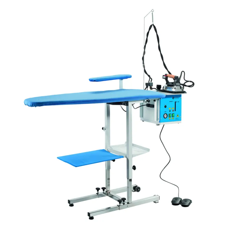 Tavola con caldaia KER 5 aspirante. riscaldato soffiante cm 120x45. pieghevole. completo di ferro da stiro Battistella Offerta Del Giorno
