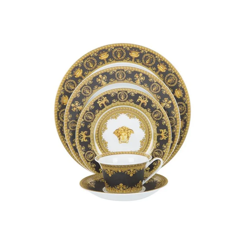 Versace I Love Baroque Nero Posto Tavola 5 Pezzi Offerta Lampo