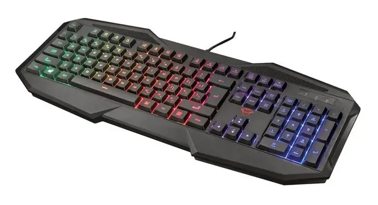 Trust GXT 830-RW Avonn tastiera USB Italiano Nero Prezzo Scontato