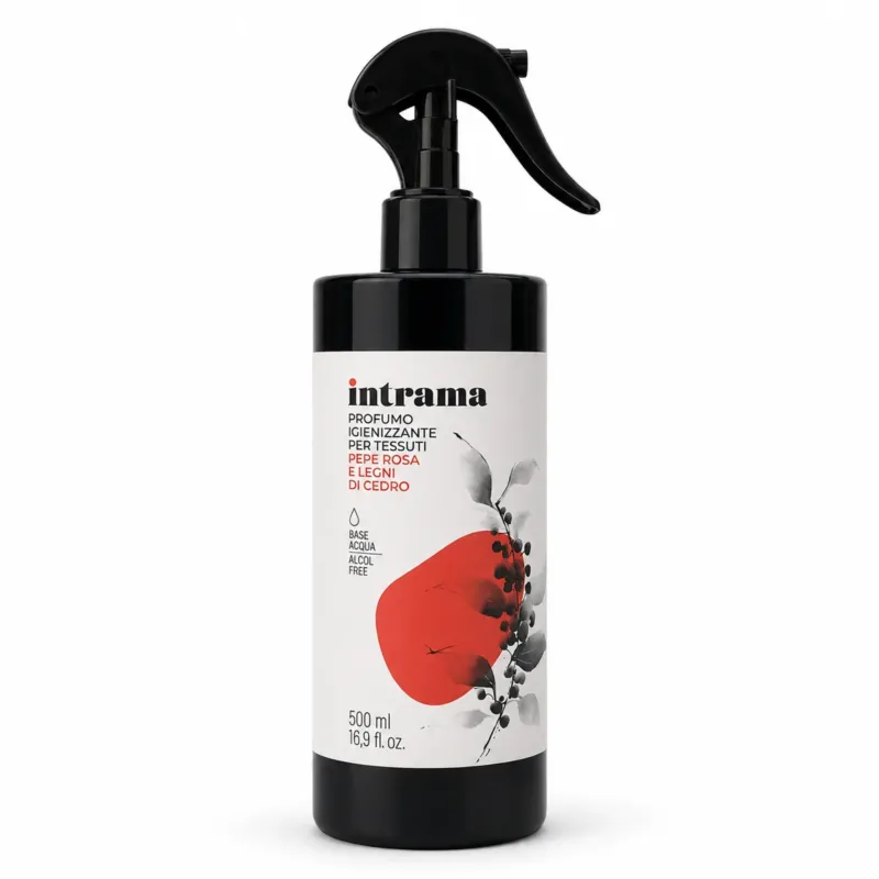 Profumo Igienizzante per Ambienti, Tessuti e Tendaggi Intrama Pepe Rosa e Legni di Cedro 500 ml - Karì Sconto
